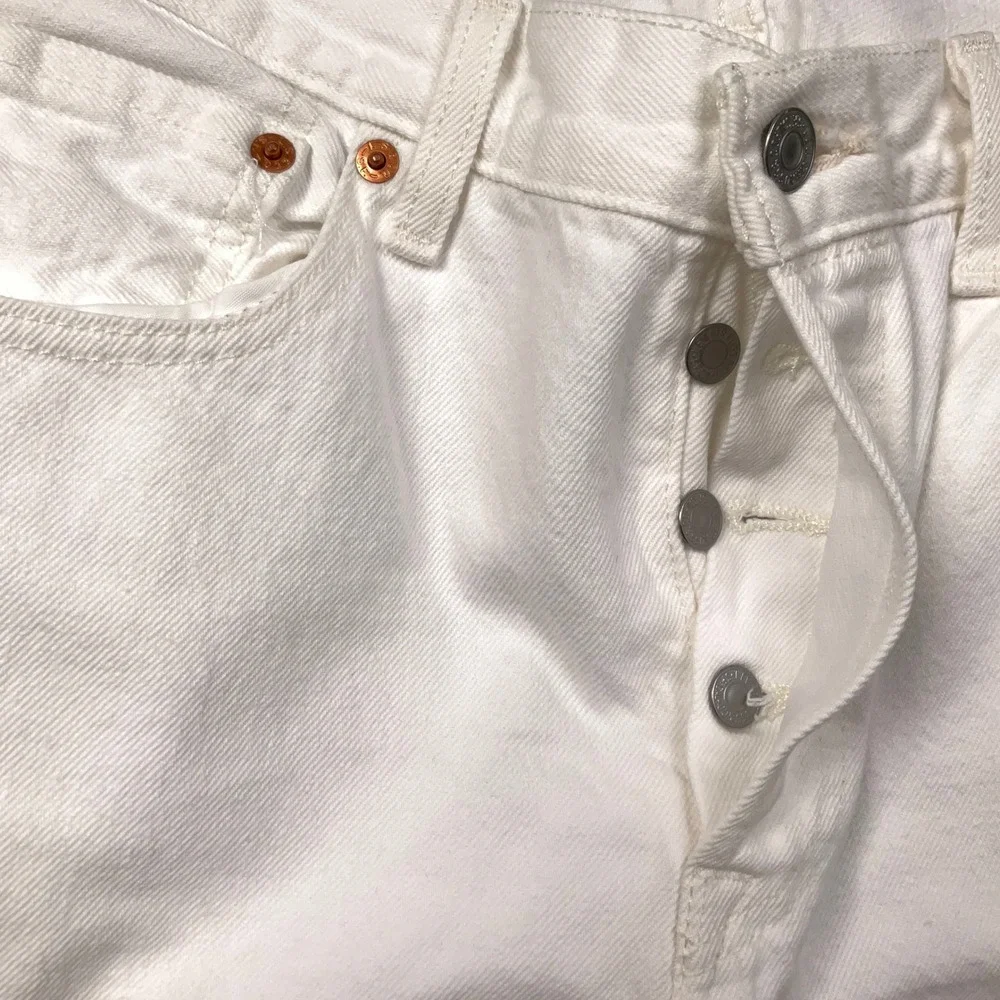 Levi's 501 Jeans Mens 30W 30L White Button Fly Straight Leg Coastal  Denim